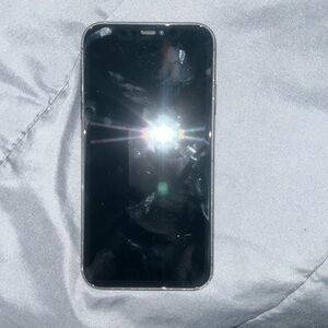 iPhone 11 BLACK 65gb few cracks that u can get fixed.